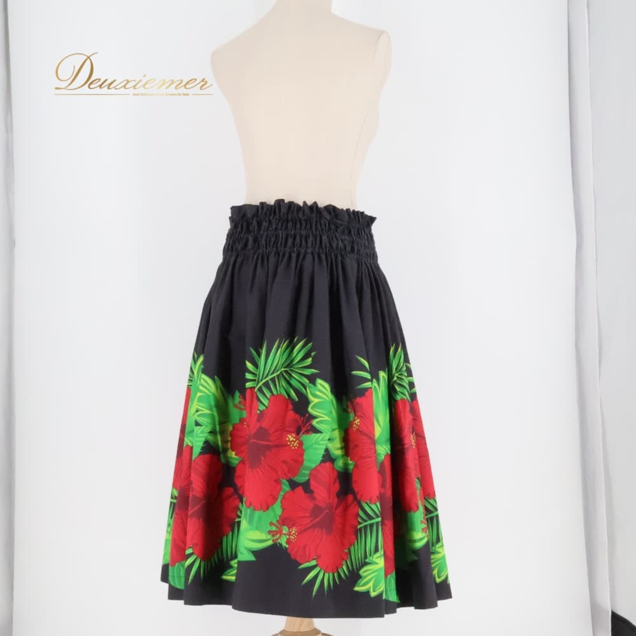 フラダンス 衣装 パウスカート ブラック系 ブルー系 リバーシブル ハイビスカス柄 カヒコ柄 鮮やか 華やか エレガント 上品 大人っぽい きれい かわいい 黒 赤 緑 青 ダンス衣装 レディース ハワイアン アロハ ハワイアンプリント ダンス レッスン 練習