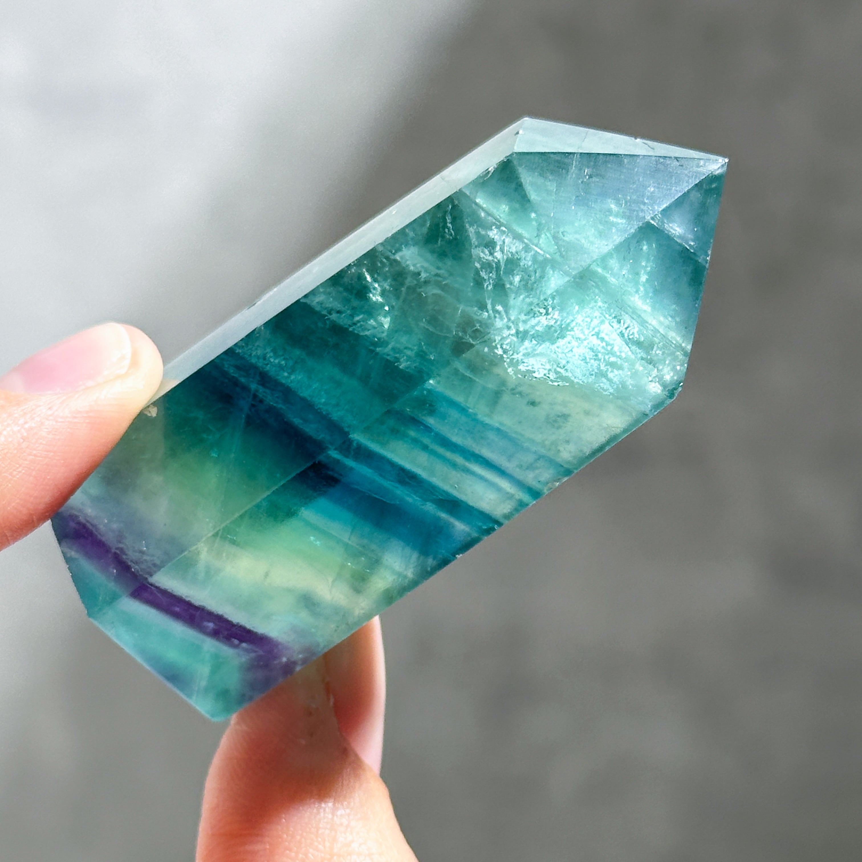虹◎レインボーフローライト タワー型61◇ Rainbow Fluorite ◇天然石