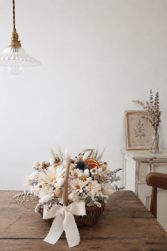 dried flower basket