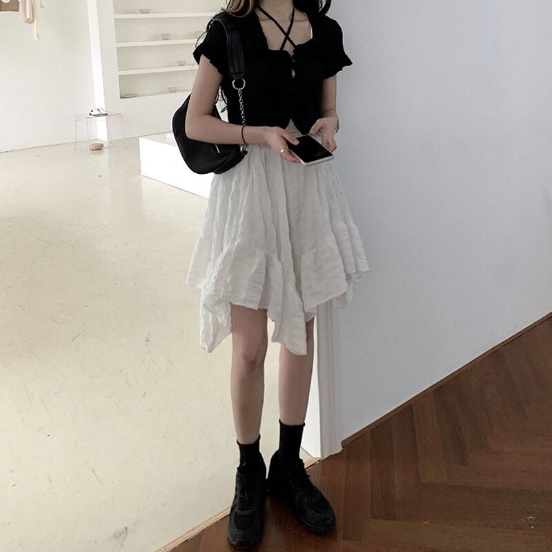 サマースタイルブラウス レッドスカート 夏物 試着室57456853956