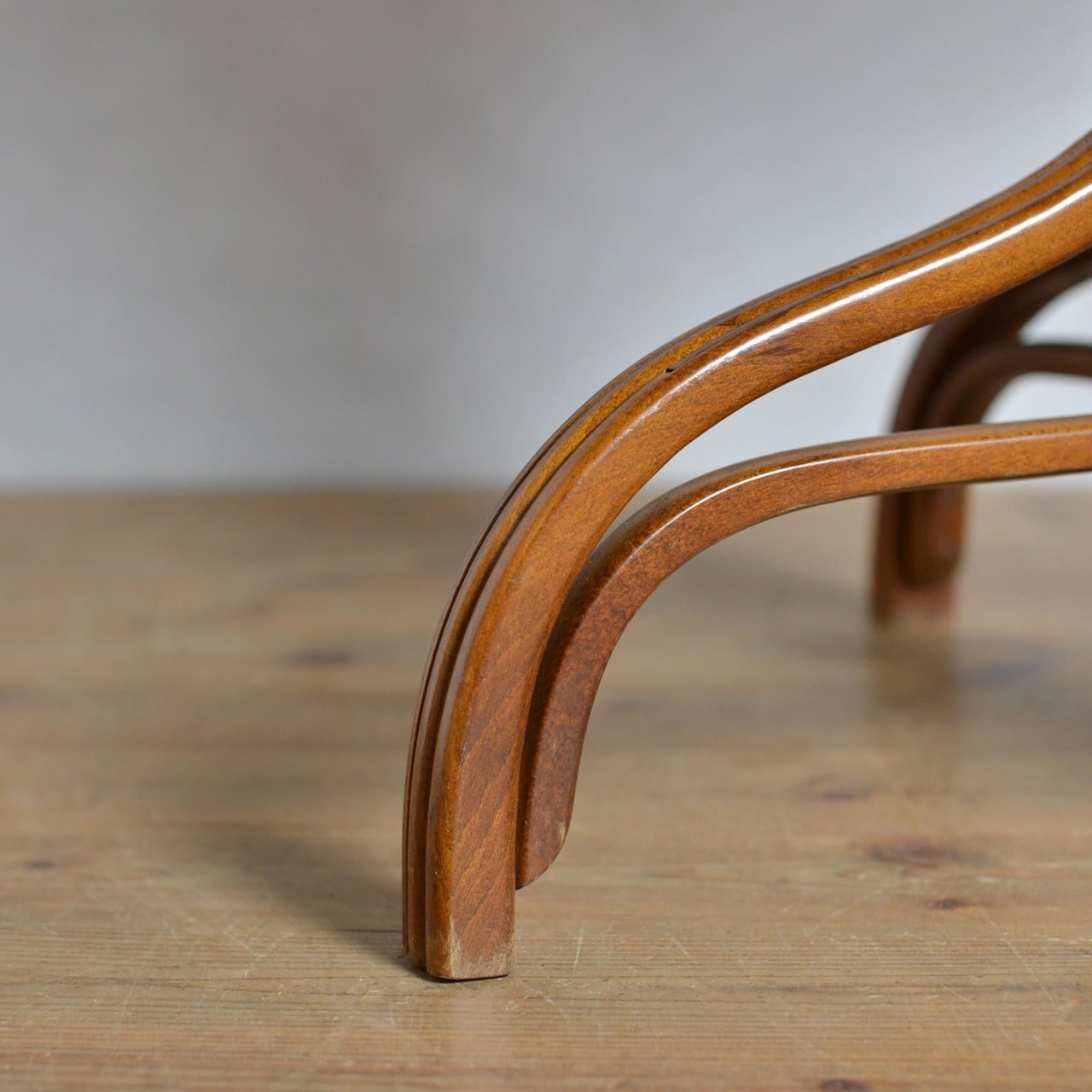 Bentwood Cafe Table / ベントウッド カフェ テーブル〈丸テーブル