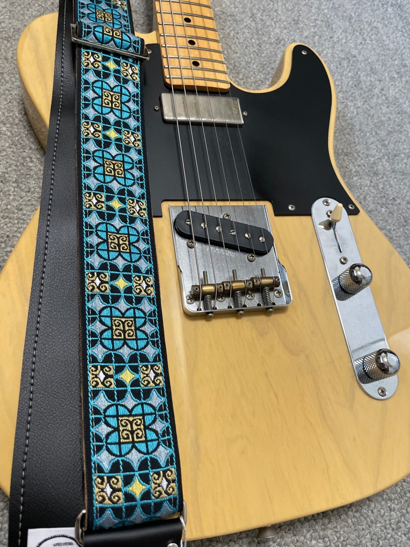 Tom's Vintage Straps Turquoise 'Virginia' ハンドメイド ギター