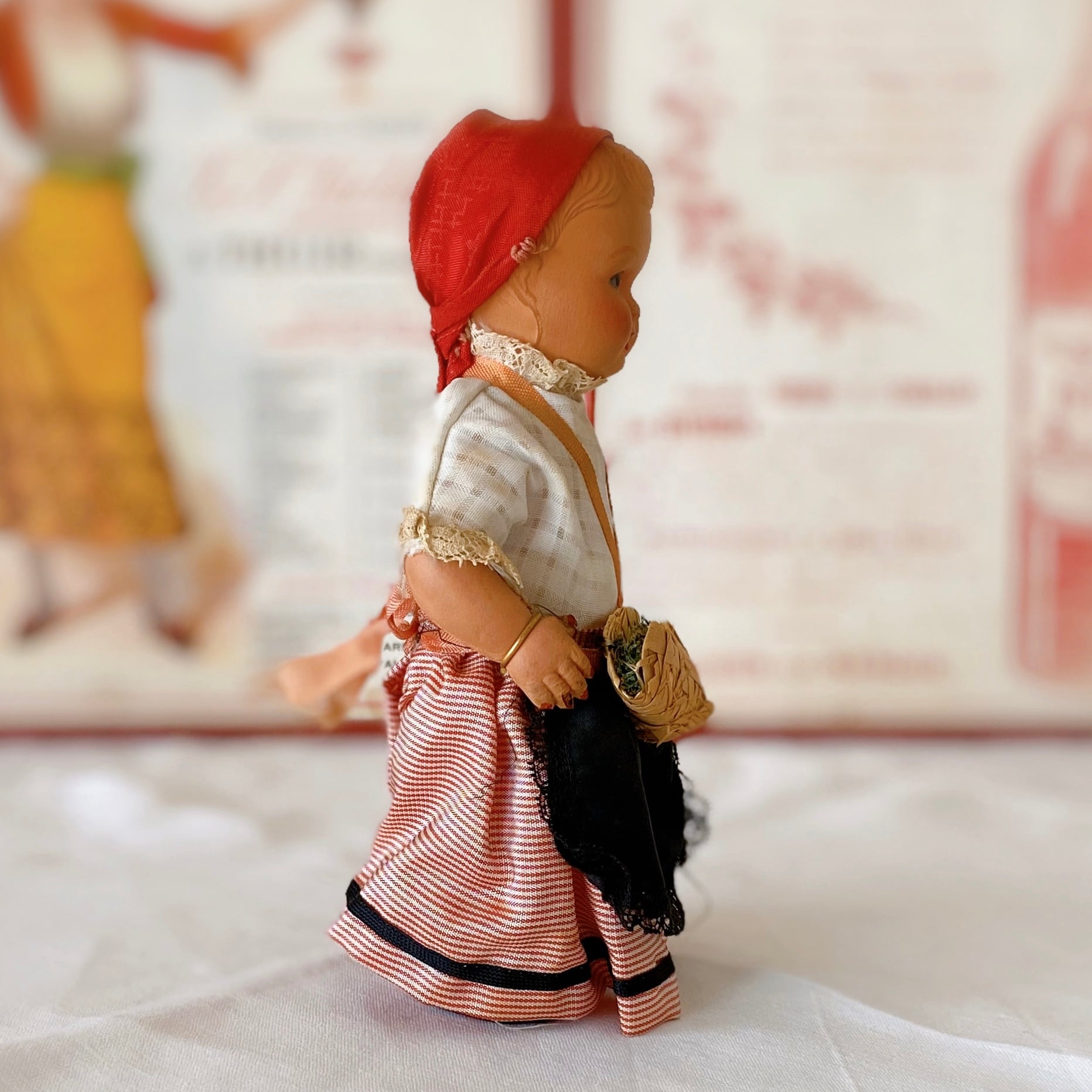 花籠を持った少女のお人形 アンティークドール （フランス） | ぽわに