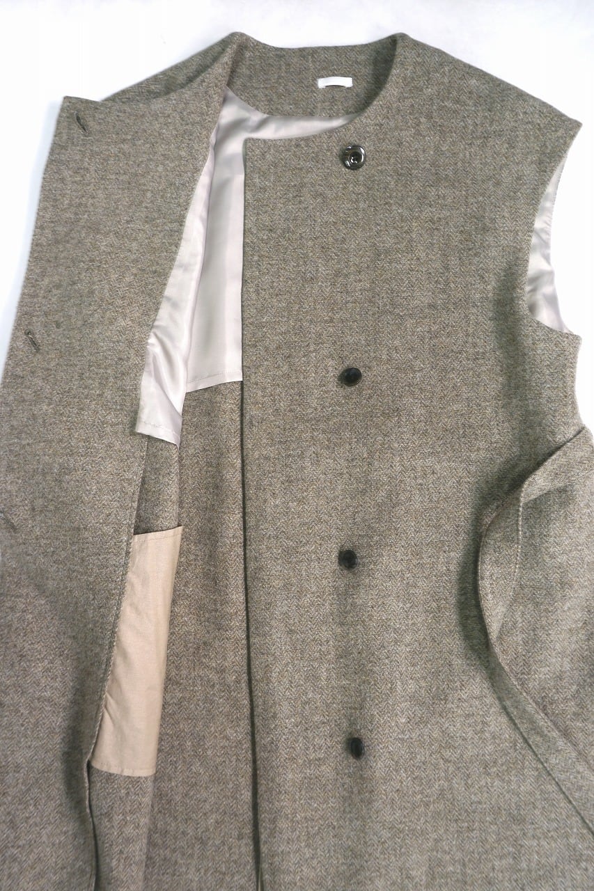 British Herringbone Sleeveless Coat