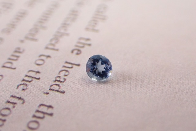 サンタマリアアクアマリン　0.08ct　[C12-1104]