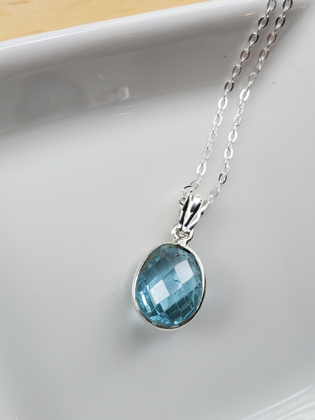 宝石質スカイブルートパーズの925silverネックレス 送料無料