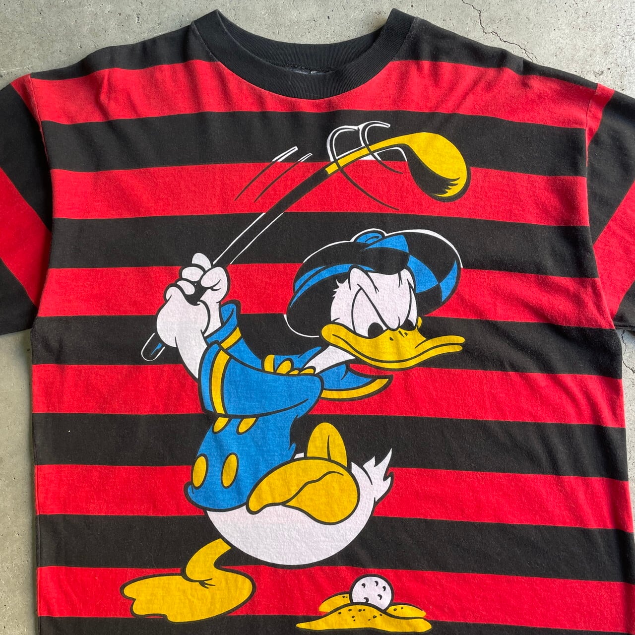 90年代 ポルトガル製 ドナルドダック ボーダー キャラクター 染み込みプリント Tシャツ メンズXL相当 古着 90s ヴィンテージ ビンテージ  ディズニー ブラック 黒 レッド 赤色【Tシャツ】 | cave 古着屋【公式】古着通販サイト