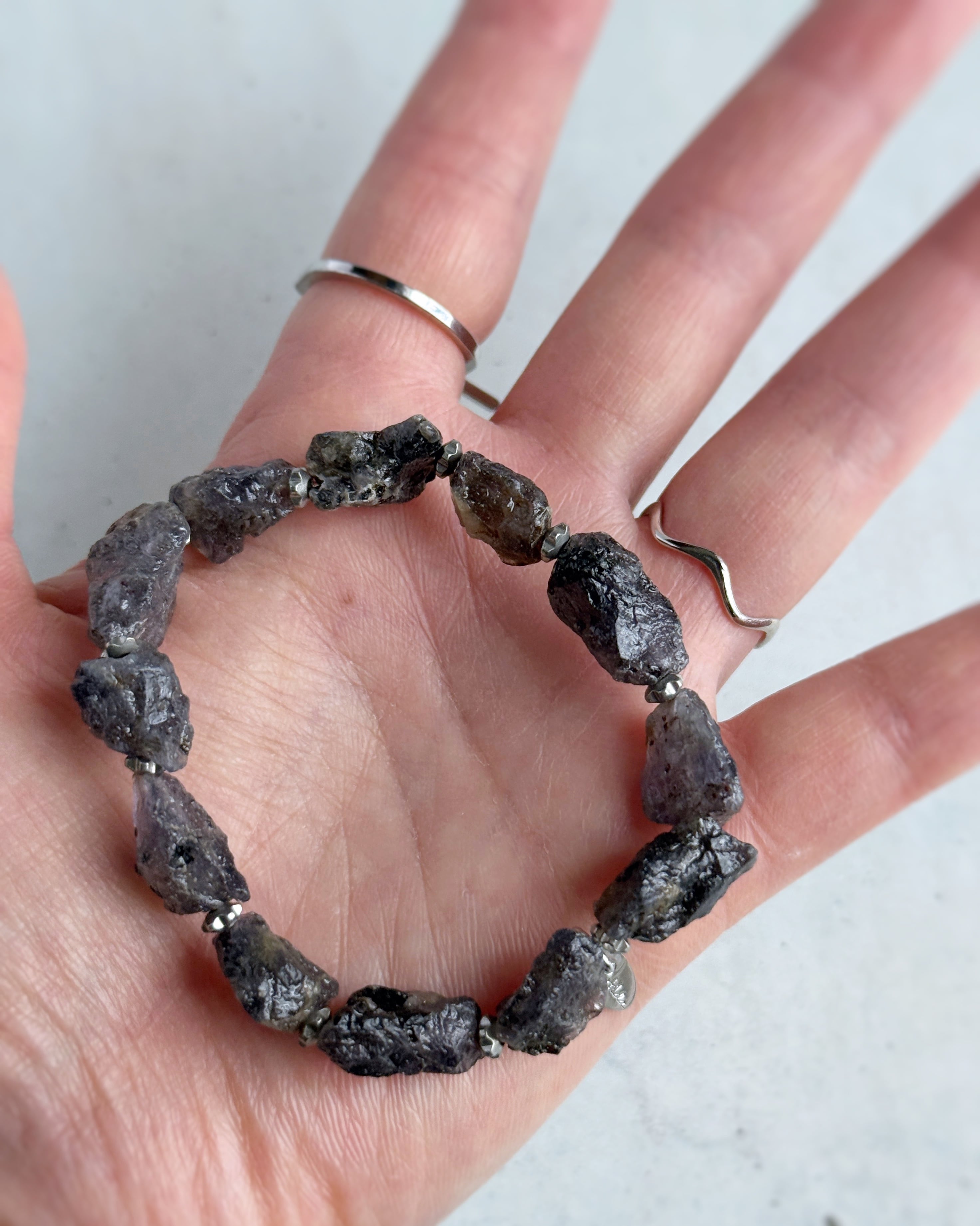 rough rock bracelet(アイオライト)