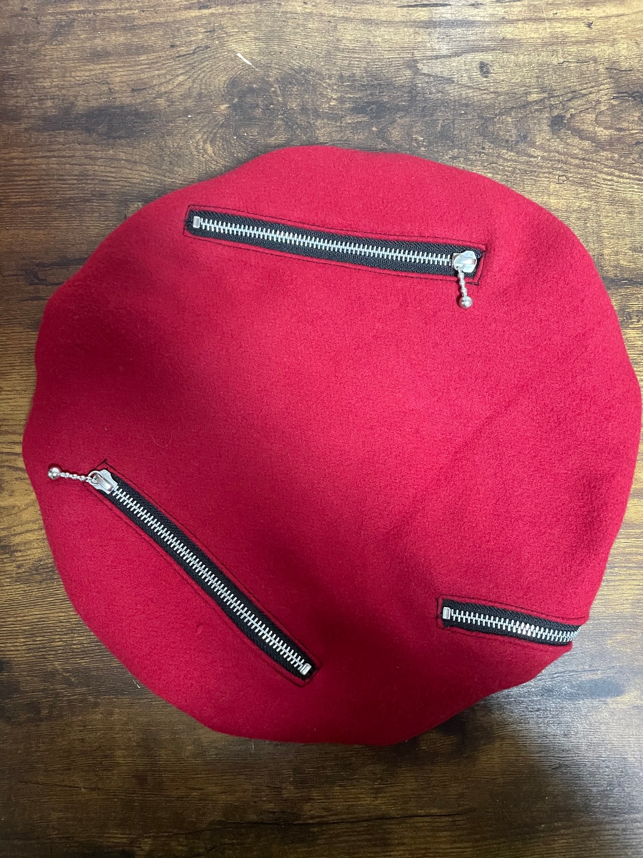 UNFINISHEDジップベレー帽レッド