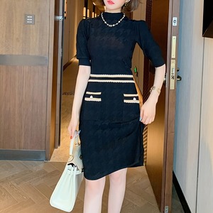 【送料無料】 ワンピース 千鳥格子 チドリ チドリ柄 ニットワンピース ニットワンピ ハイネック スタンドネック 半袖 パフスリーブ Aライン フレア ハイウエスト 膝丈 膝上 ミディ丈 着痩せ 細見え 大人 上品 きれいめ お呼ばれ デート 食事会 謝恩会 OL フェミニン 可愛い 大人かわいい 韓国 人気 おしゃれ 春 秋 S～3XL 大きいサイズ 20代 30代 40代 50代 ブラック 黒