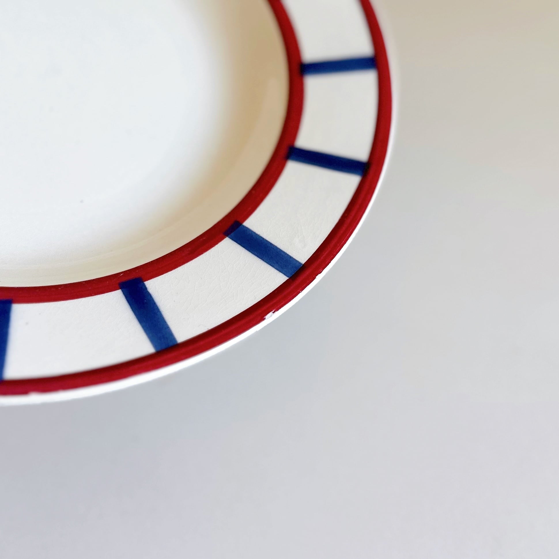 Creil et Montereau クレイユ・モントロー Béarn バスクモチーフ 中深