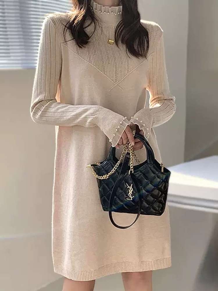 スタンドカラー ミディ丈 ビジュー ニットワンピース 休日コーデ 無地 大きいサイズ 韓国 CH8070