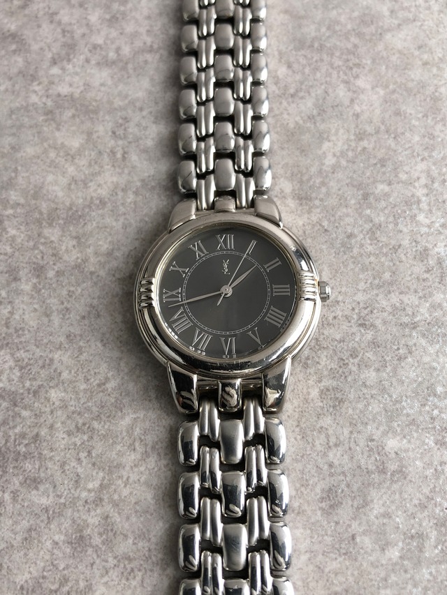 Yves Saint Laurent イヴ・サンローラン 腕時計 シルバー ローマ文字 ステンレススチール クォーツ 6031-G11866 vintage ヴィンテージ オールド xegtmu