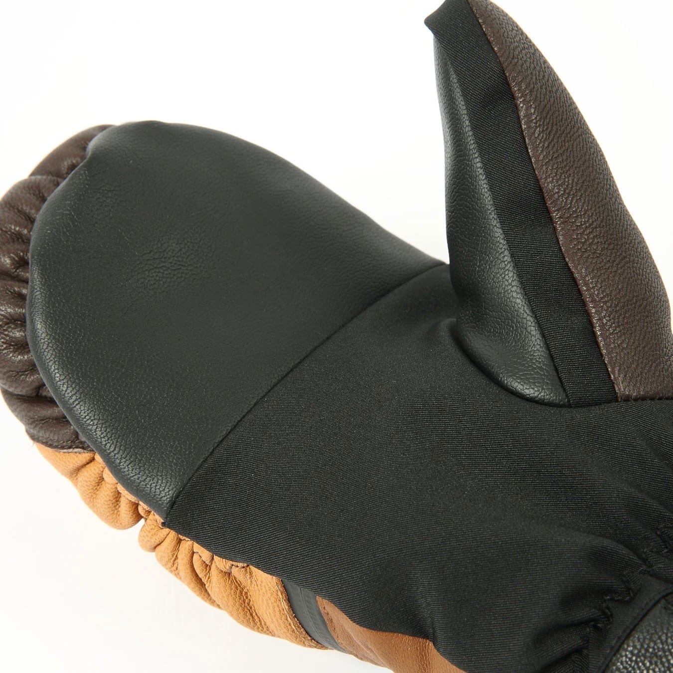 eb's 『 ARMA ZIP 』 正規販売店 エビス アルマジップ スノーボード