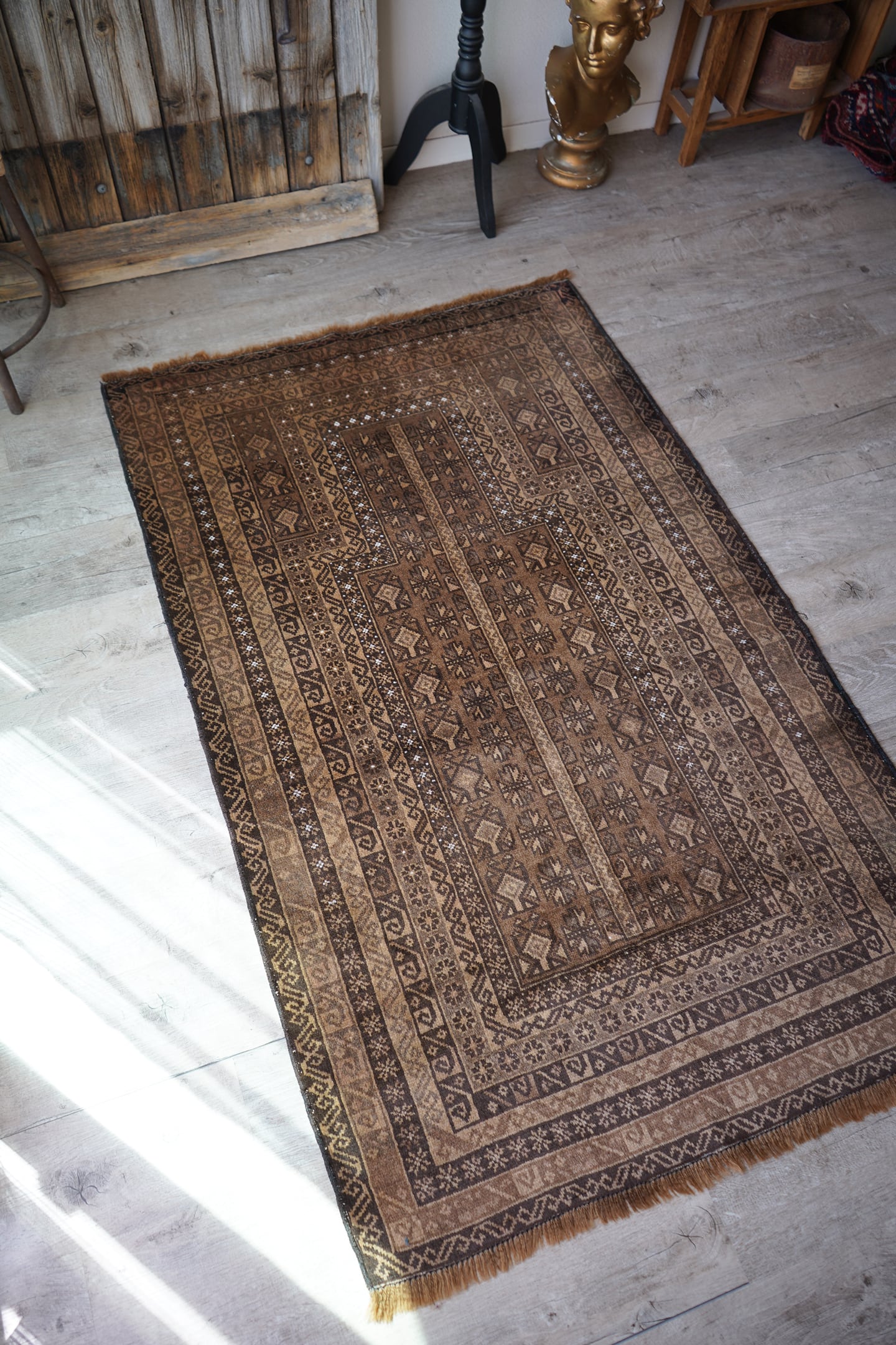 320】Vintage Afghan Baluch rug 1970's | ヴィンテージラグ専門店