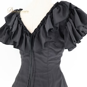 フラメンコ 衣装 トップス ブラウス 黒 無地 フリル 半袖 ダンス パーティ 発表会 舞台 ブラック系 フリルトップス おしゃれ 黒ブラウス フラメンコ衣装 ダンス衣装 シンプル 黒無地 大人 レディース スタイリッシュ 舞台衣装 ダンスパフォーマンス ステージ衣装 フォーマル