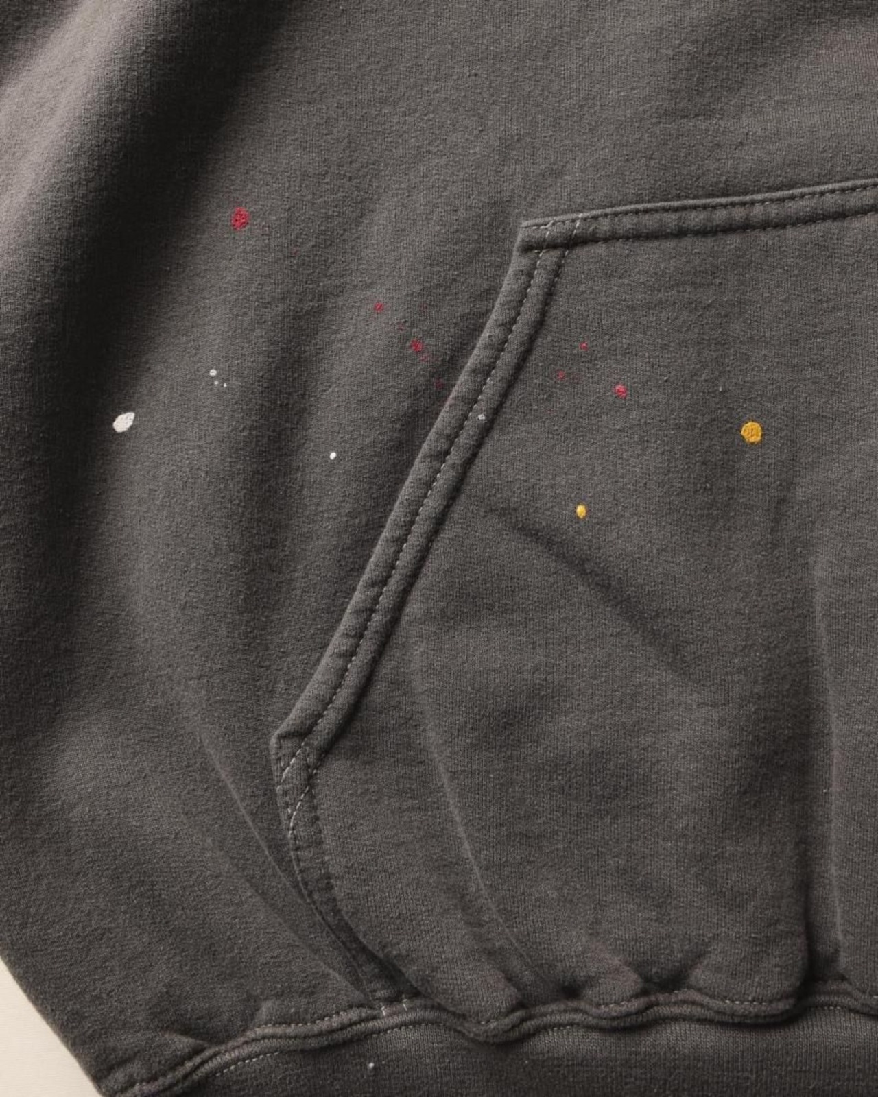 【 Liberaiders 】PAINT SPLATTER HOODIE