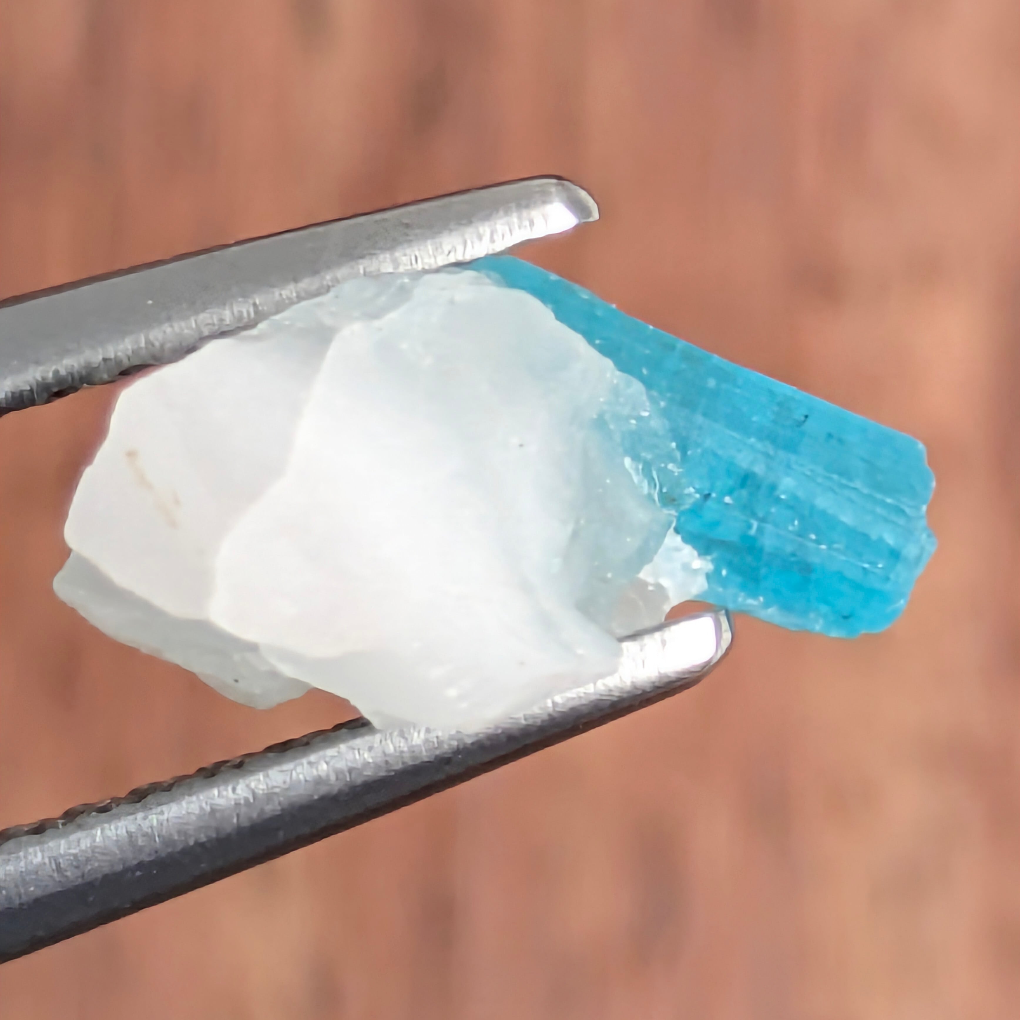 パライバトルマリン原石 ブラジル・パレーリャス産【2.08ct】PRO207984