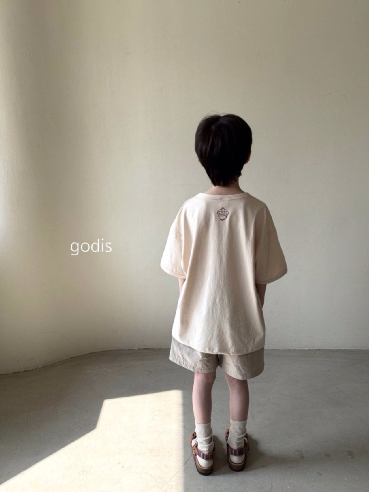[godis] Tori Tee +fee / [고디스] 토리티