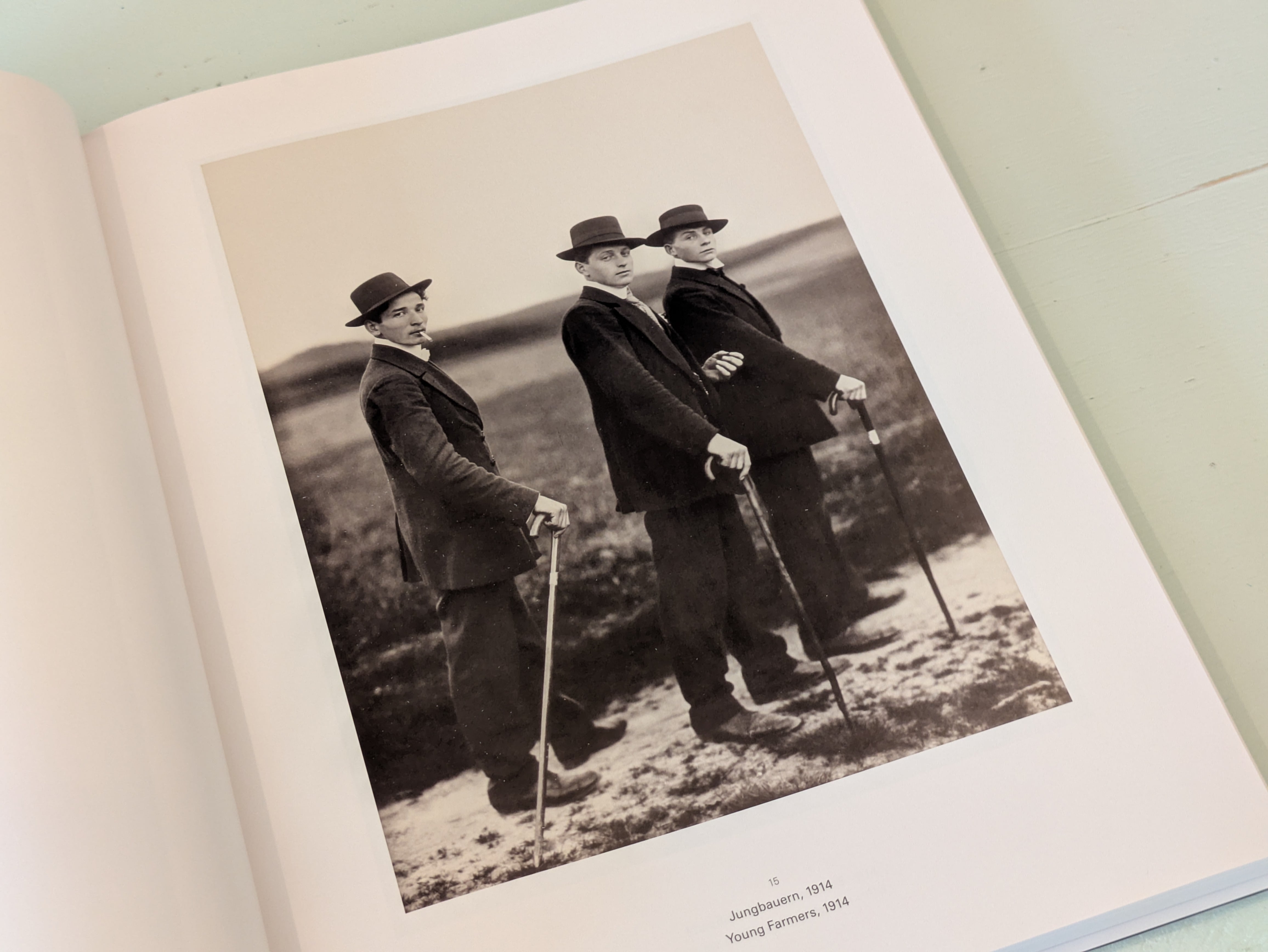 August Sander : Masterpieces / アウグスト・ザンダー | Photobooks