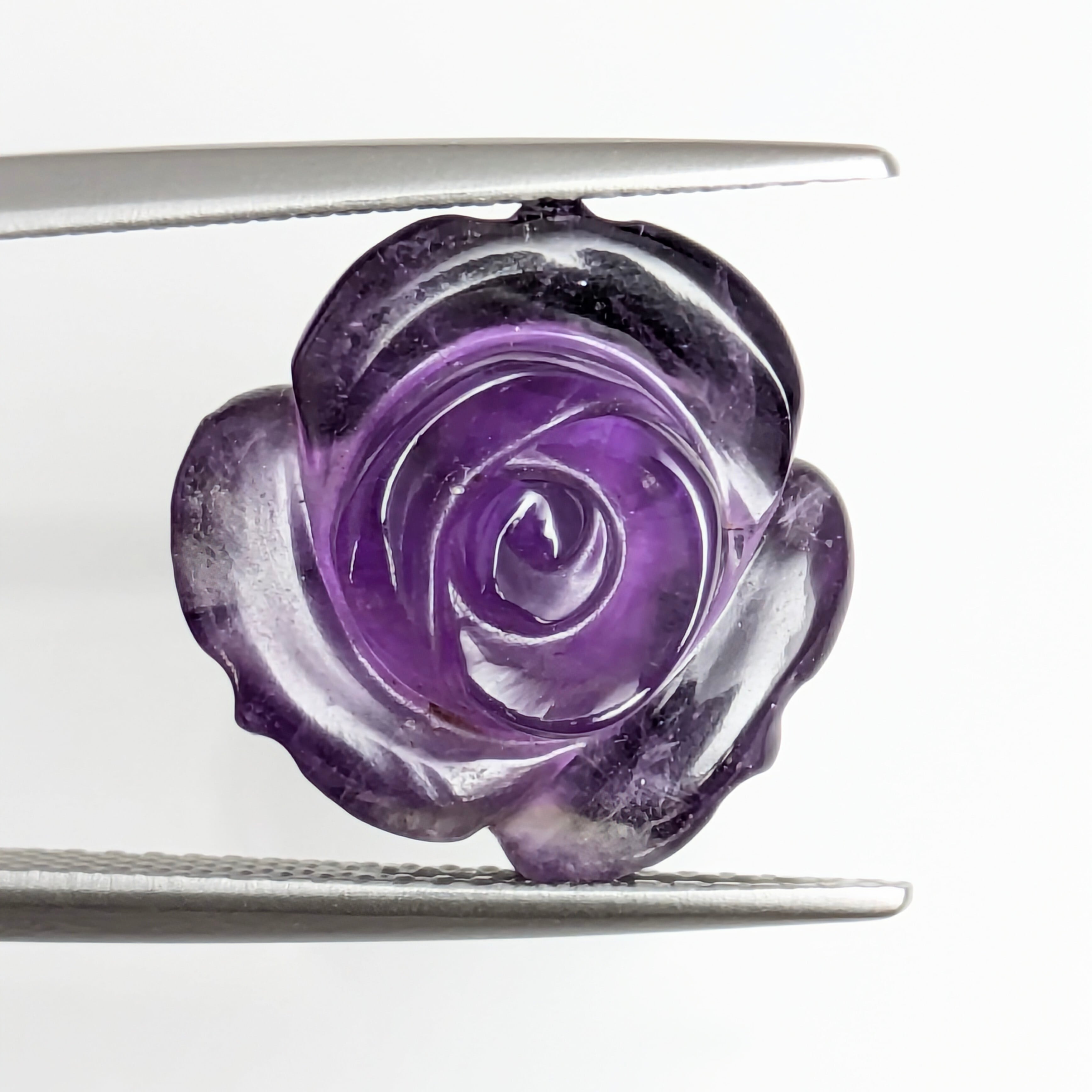 アメシスト 彫刻（薔薇） ミャンマー産 【8.77ct】PRO208205 | Gem's