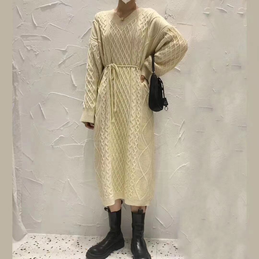 ウエスト紐付き　ケーブル編みニットワンピース　AJ2205-D06