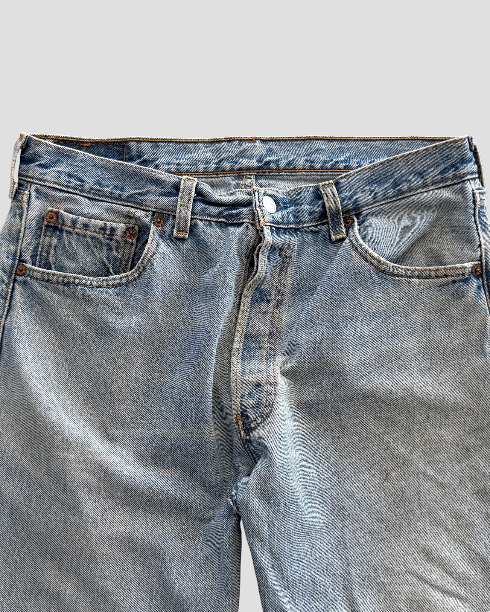 Levis- Vintage 90s W34L30 501 Denim Pants made in USA | BEGGARS