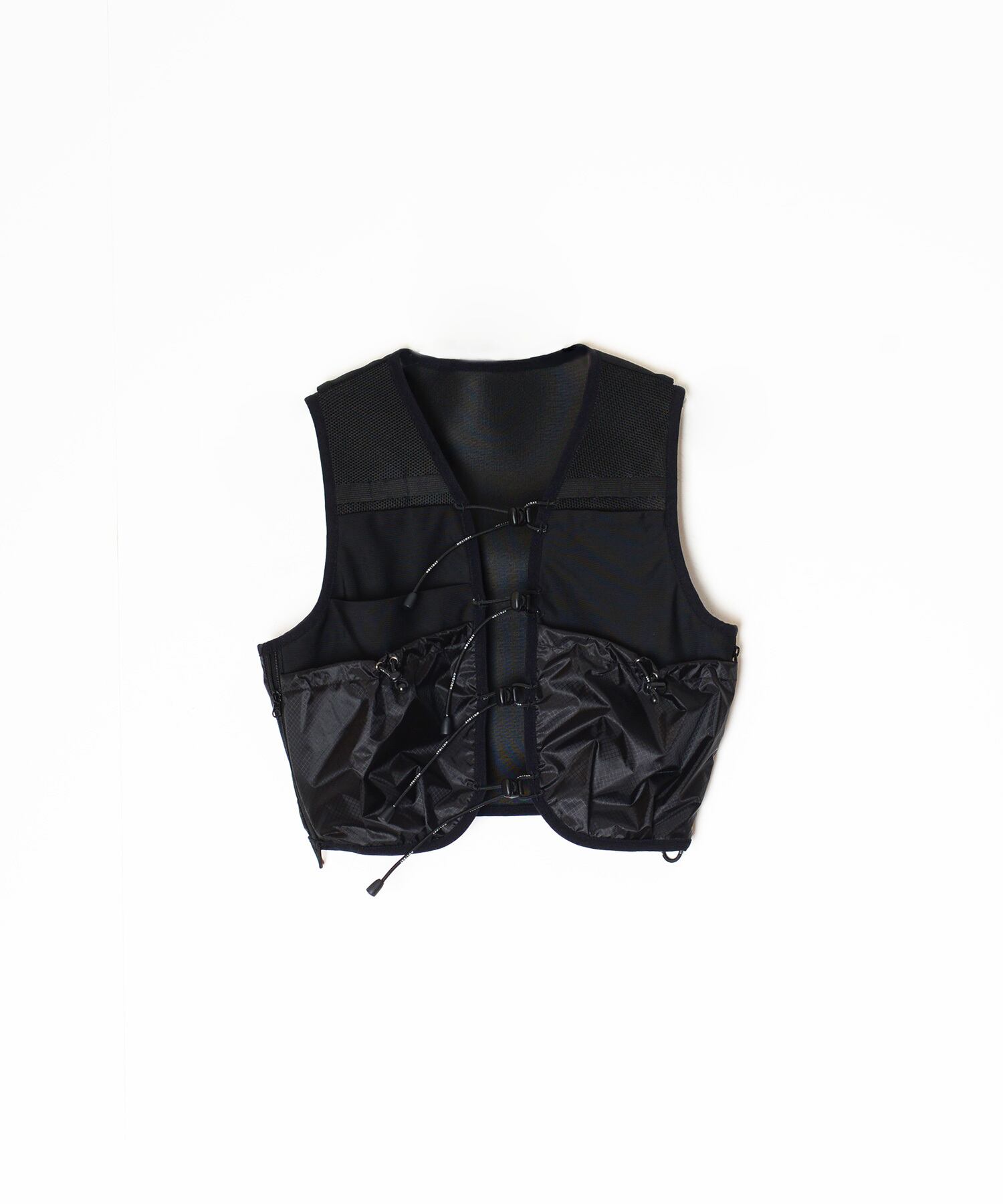 HOLIDAY PACKABLE VEST(BLACK) | swirl