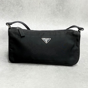 PRADA プラダ ナイロンポーチ ブラック 7072-202205