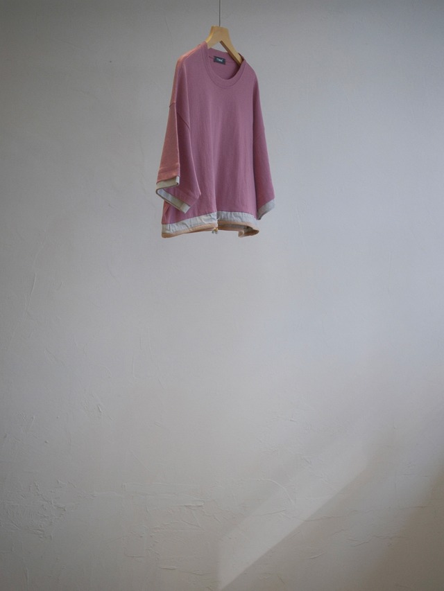Cropped Layered Hem T-Shirt  / RED