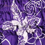 フラダンス 衣装 パウスカート パープル系 ブルーヘブンカンパニー プルメリア柄 ハワイアンプリント BLUE HEAVEN COMPANY 植物柄 花柄 アロハ フラ ダンス レッスン 練習 華やか 鮮やか かわいい おしゃれ 上品 大人っぽいシングルスカート ホワイト系 紫 白 ハワイアン柄 カジュアルスカート リゾートスタイル ふんわり プルメリア  鮮やかな色合い