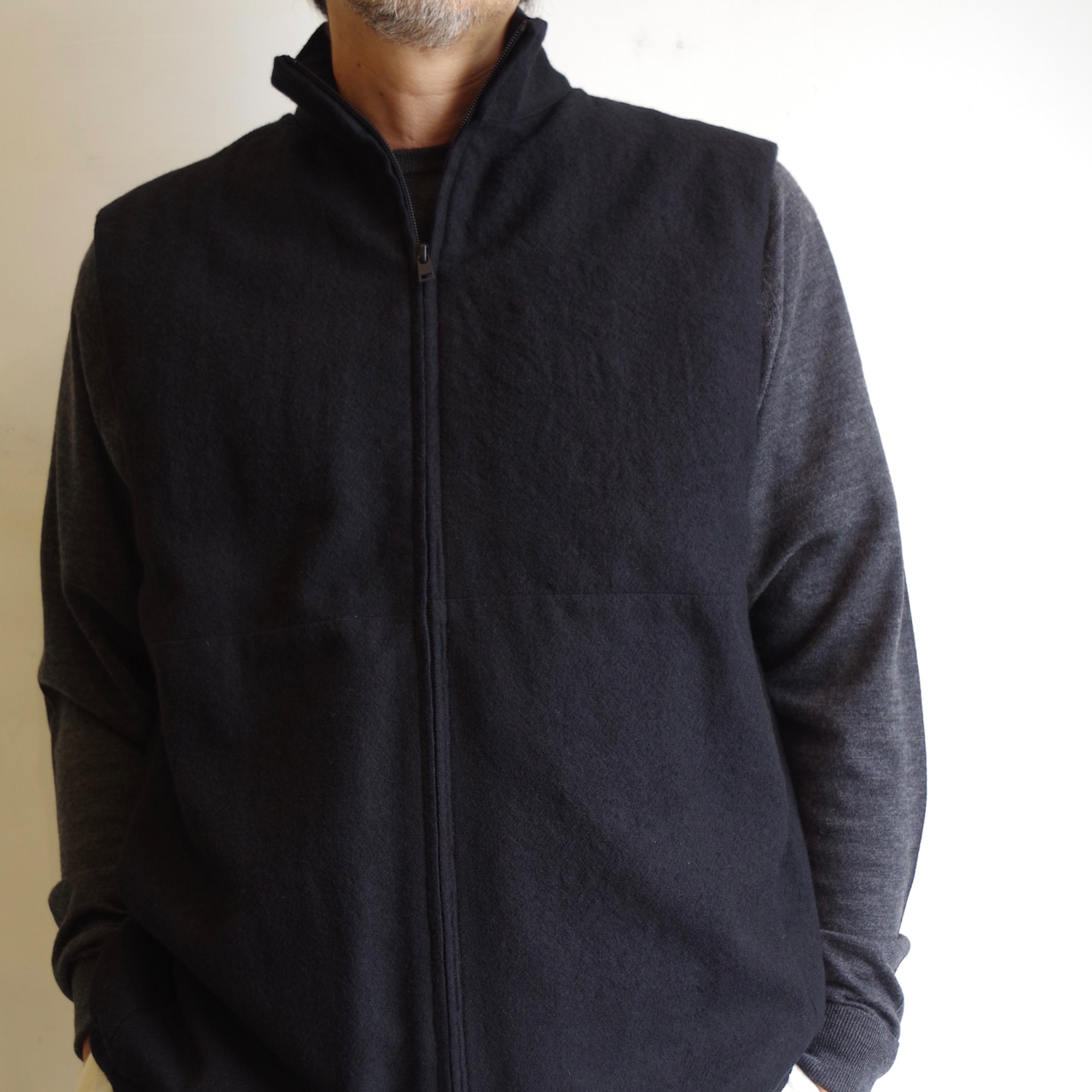 E R A. SHUKUJU WOOL PADDED VEST TL03W