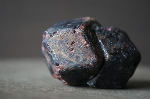 アフガニスタン産アルマンディン・ガーネット Almandine Garnet 2323