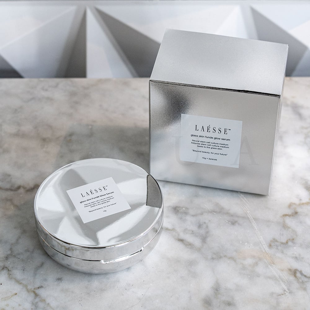 LAÉSSE ラエッセ グラススキン ファンデグロウセラム　ラエッセ LAESSE glass skin Funde Glow Serum（ラエッセ グラススキン ファンデ