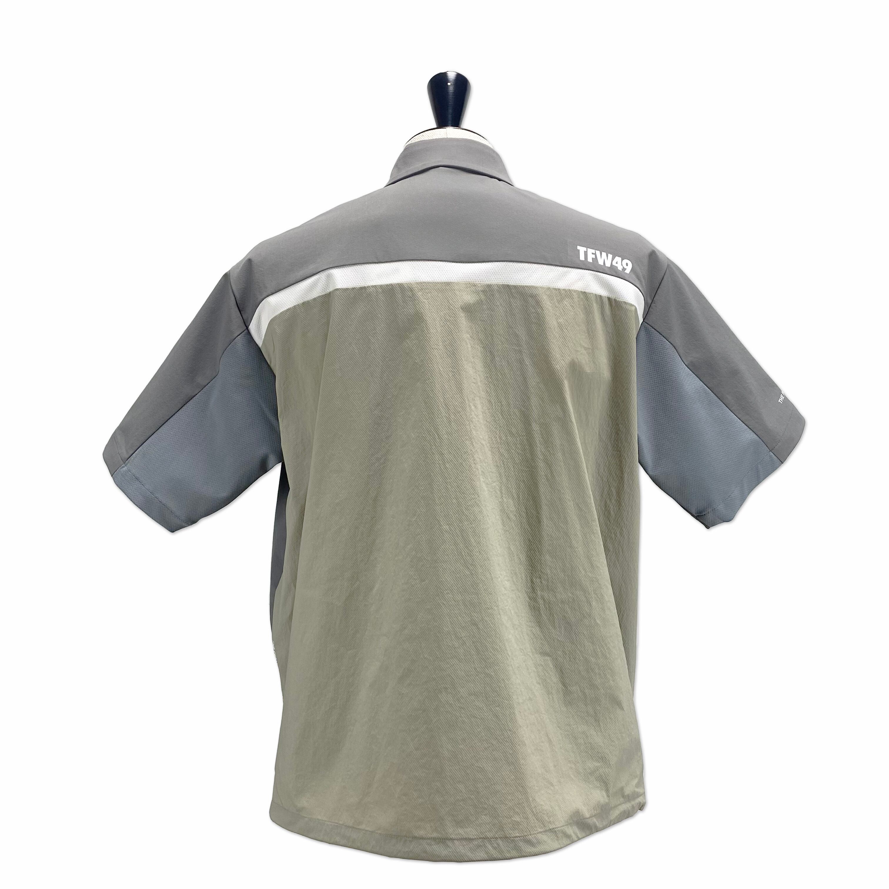 TFW49】《MEN'S》LIGHT COACH SHIRT（GREYxBEIGE） | Sandy GOLF
