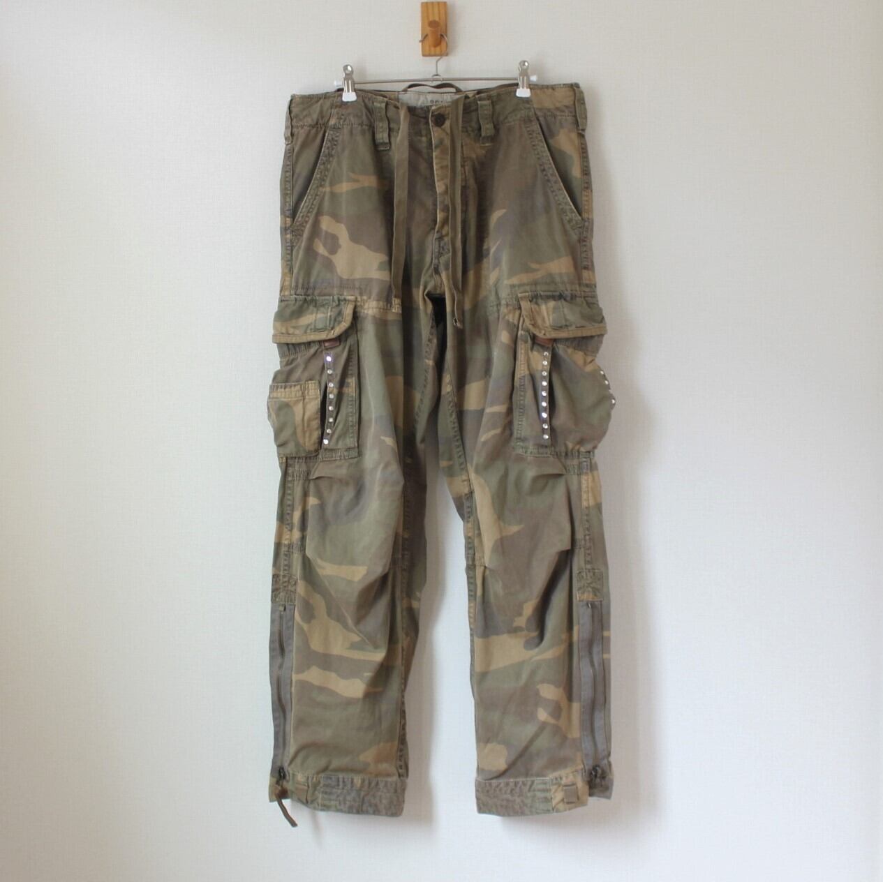 Abercrombie&Fitch 加工 裾ZIP パラシュートカーゴパンツ｜Men's Cargo