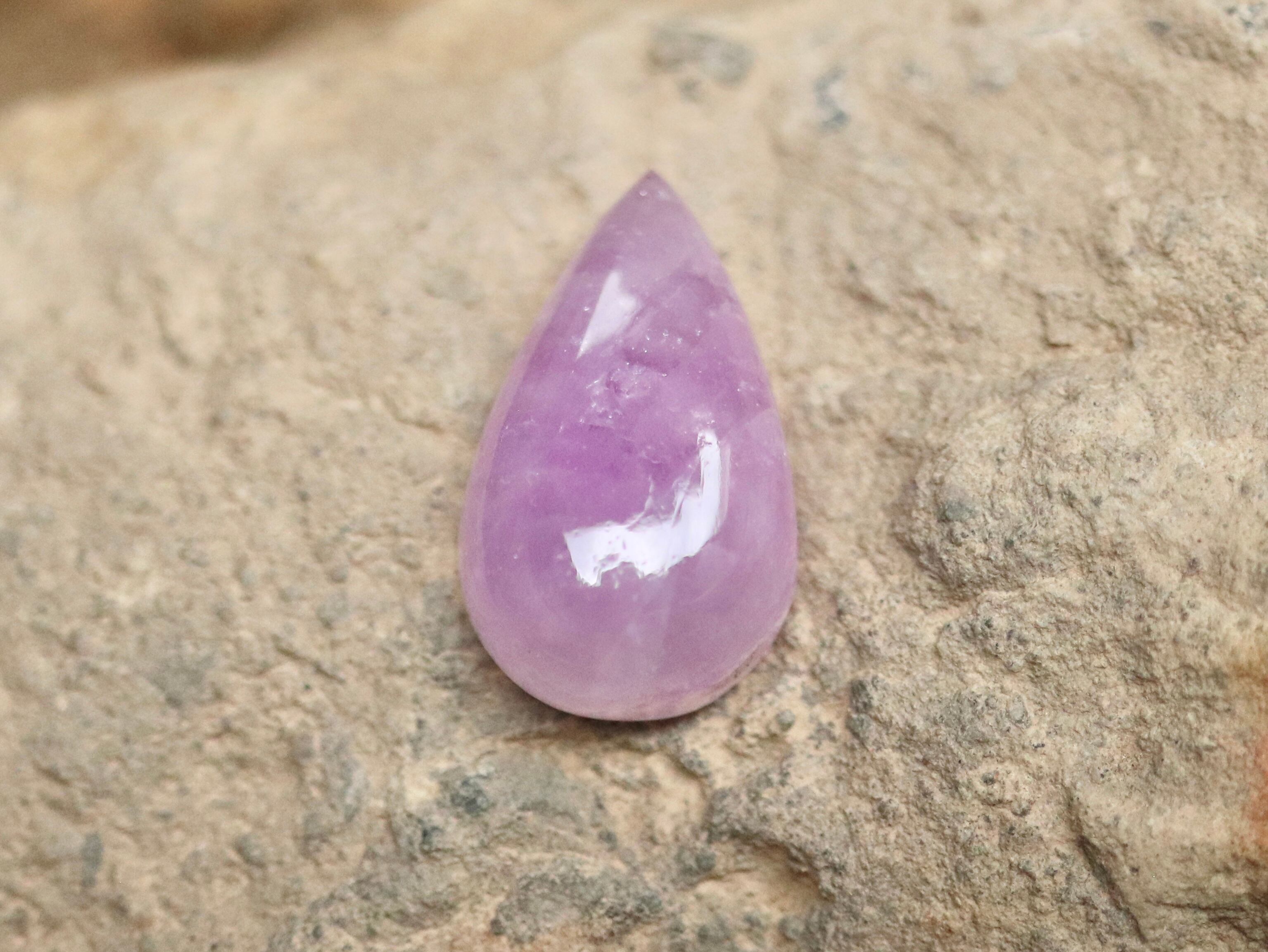 7 クンツァイト