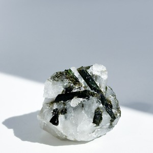 ミナスジェライス産グリーントルマリン 12◇Green Tourmaline◇天然石・鉱物・パワーストーン