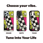 受注生産 iPhoneケース チェッカー柄とピンク紙片のコラージュ｜ZINEコラージュ ZINE047C