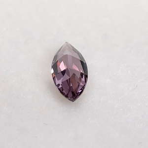 スピネル マーキスカット ルース 0.40ct 紫系 約7mm×3.5mm r-0656