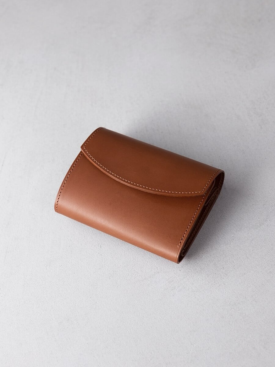 Post Production (ポストプロダクション) Flap Wallet Cognac