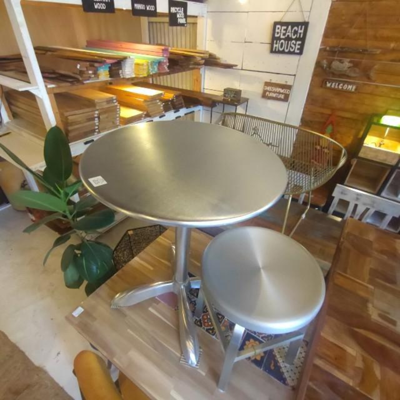 ダルトン　アルミニウムラウンドスツール　S　アメリカンスタイル　カフェ　チェア　椅子　家　ガレージ　ガーデンテラス　リビング　バーベキュー