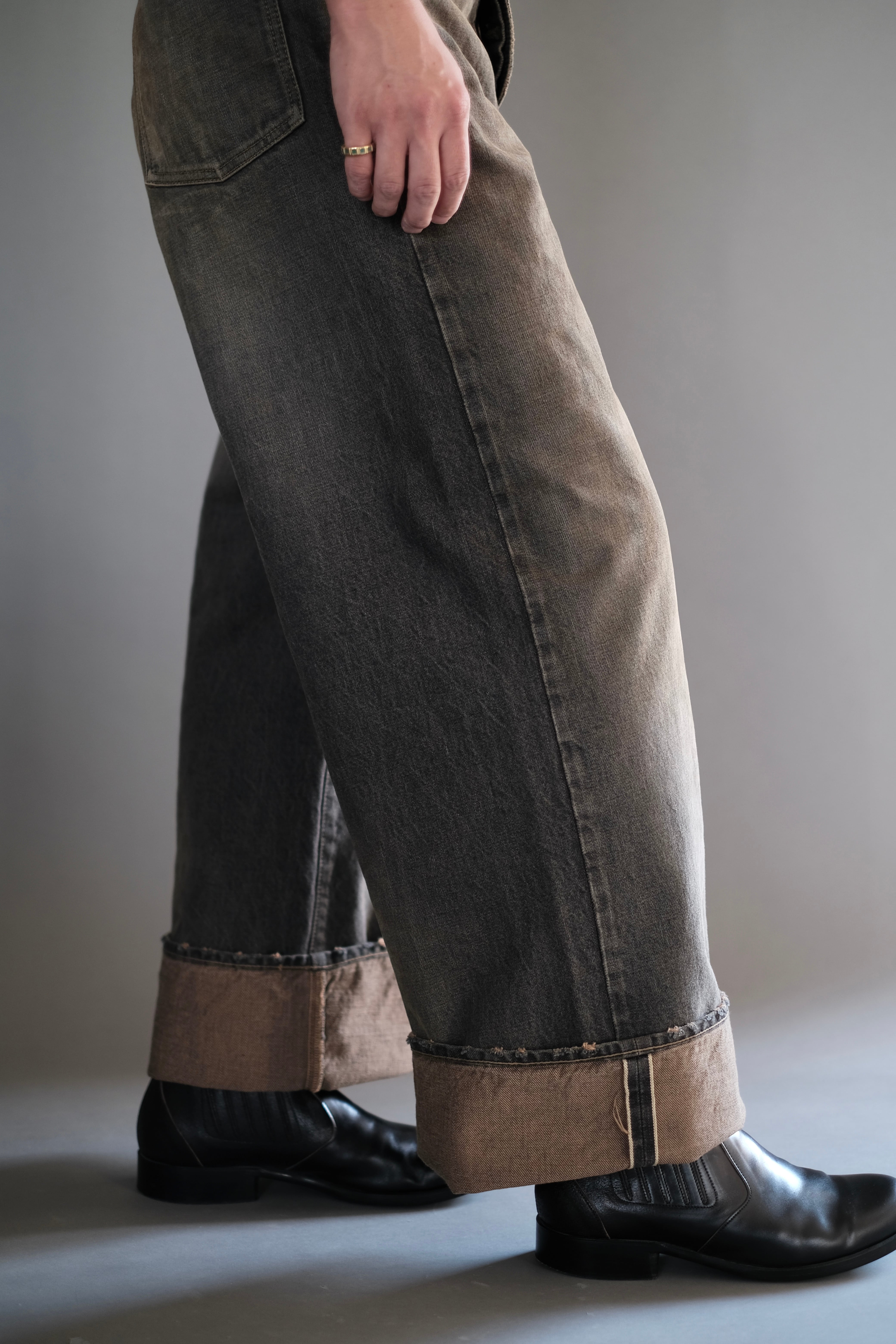 DAISUKE TANABE / Coffee Black Denim Trousers_dstryd | LIVING