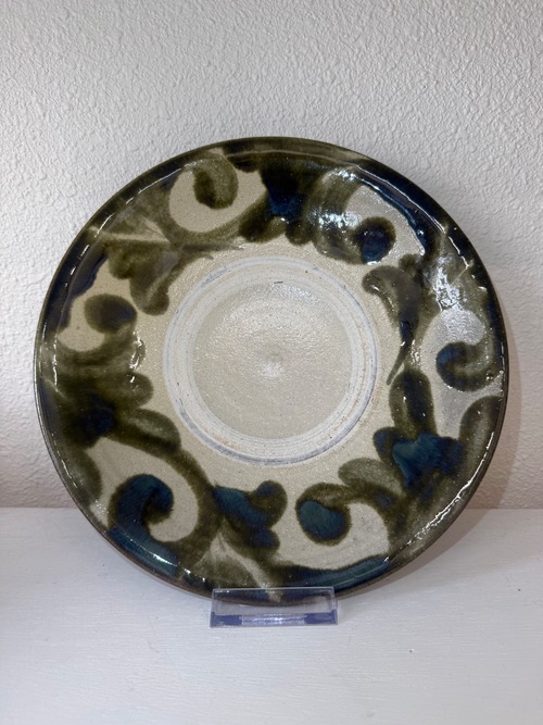 横田屋窯 8寸 皿 唐草 呉須