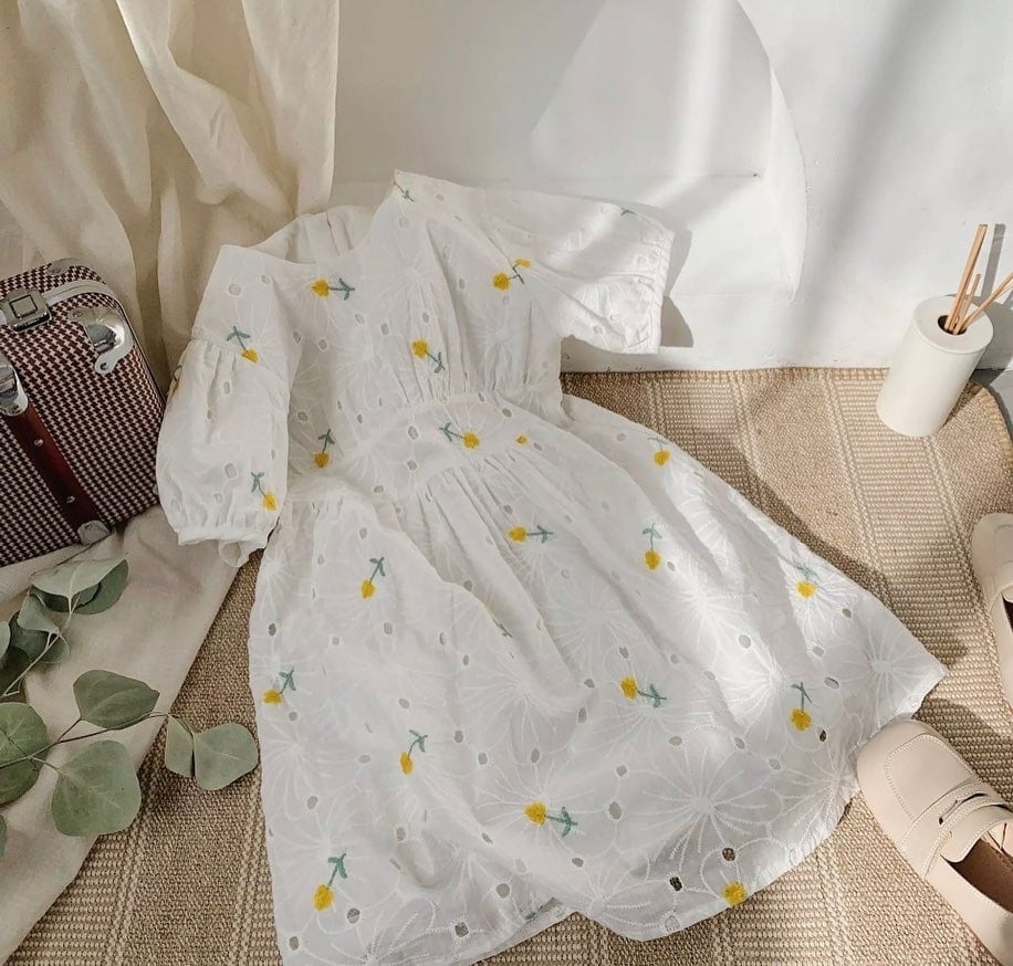 たんぽぽレースワンピース……花柄 フラワー プチプラ ドレス 女の子 ホワイト ナチュラル 海外子供服