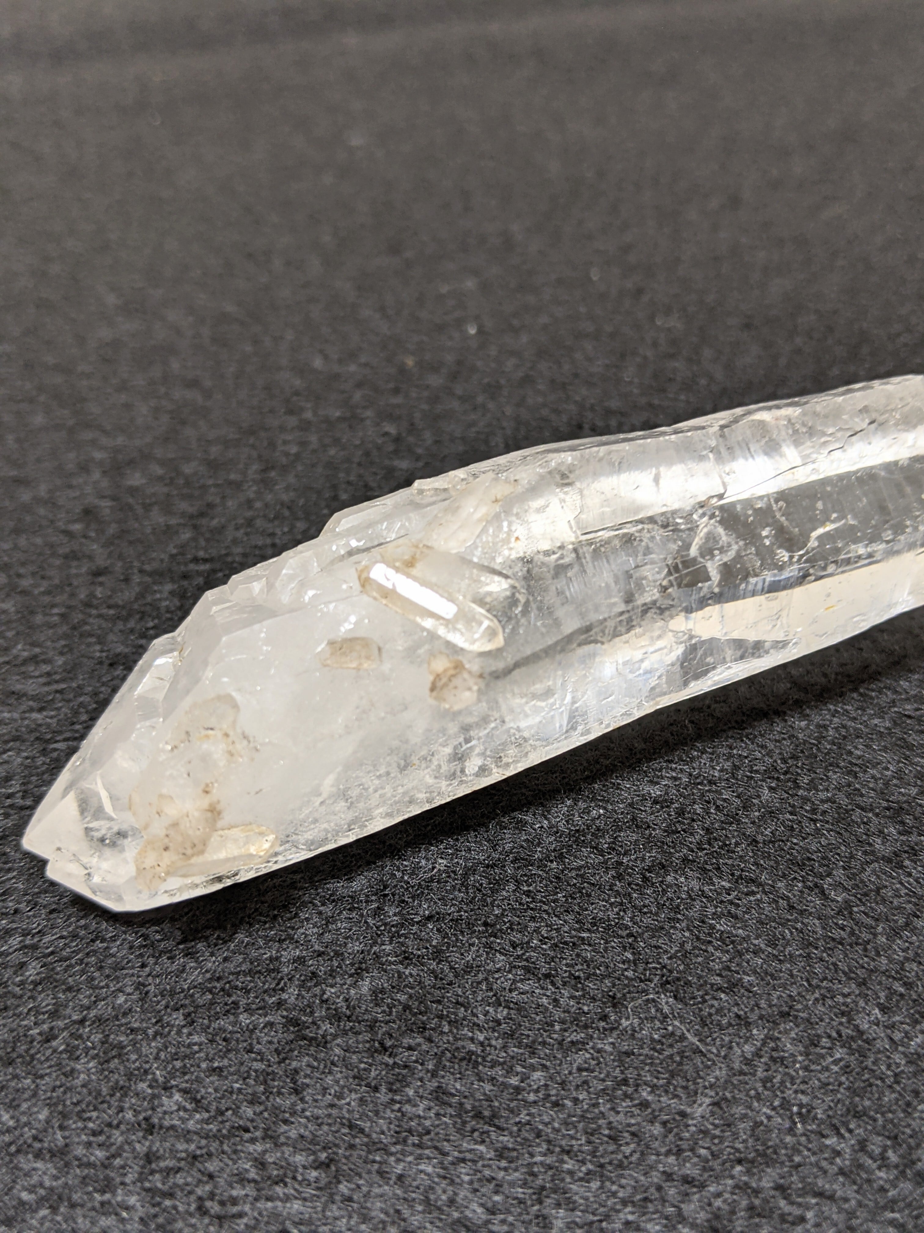 レーザーワンドクリスタル Wポイント 19.3cm 123g | Stone Kingdom