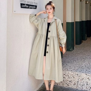 【送料無料】 トレンチコート アウター 羽織り ロング 長袖 Vネック 襟付き フレア Aライン ベージュ 薄手生地 かわいい 大人可愛い 綺麗 シンプル カジュアル 大人 上品 おしゃれ お洒落 大人女子 こなれ感 エレガント コンサバ 定番アイテム 体型カバー ヘルシー 無地 春 女性 レディース ママ 30代 40代 通勤 デート お出かけ 女子会 お呼ばれ お茶会 授業参観 休日 アウトドア 着回し 普段使い ファッション 楽ちん 着痩せ オーバーシルエット 垢抜け ゆったり