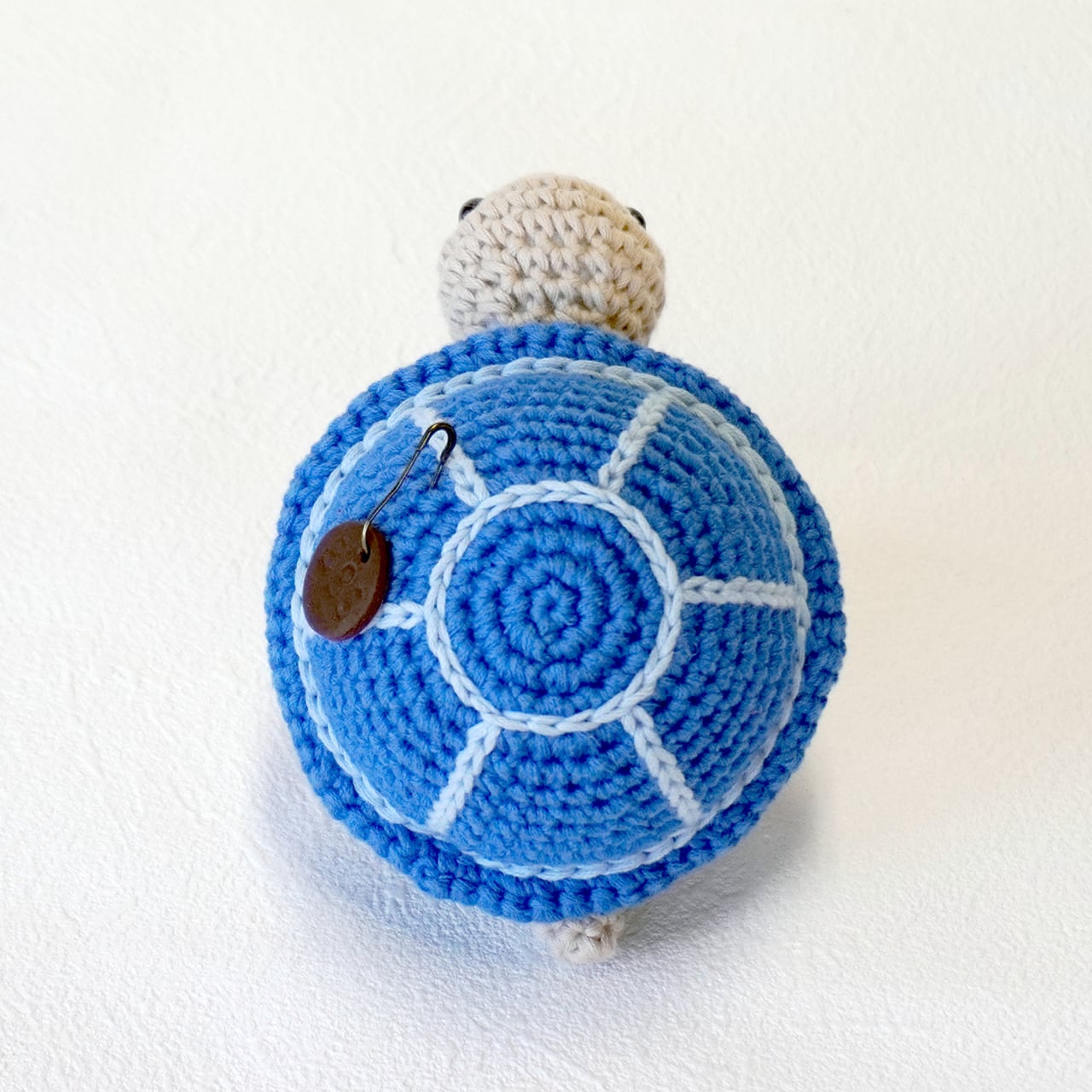 あみぐるみ かめ中 青 (全3色) | ざっかや風見鶏