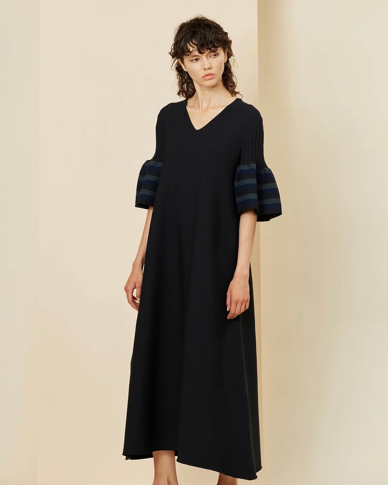 CFCL】POTTERY SHORT BELL SLEEVE FLARE DRESS | idealclasse