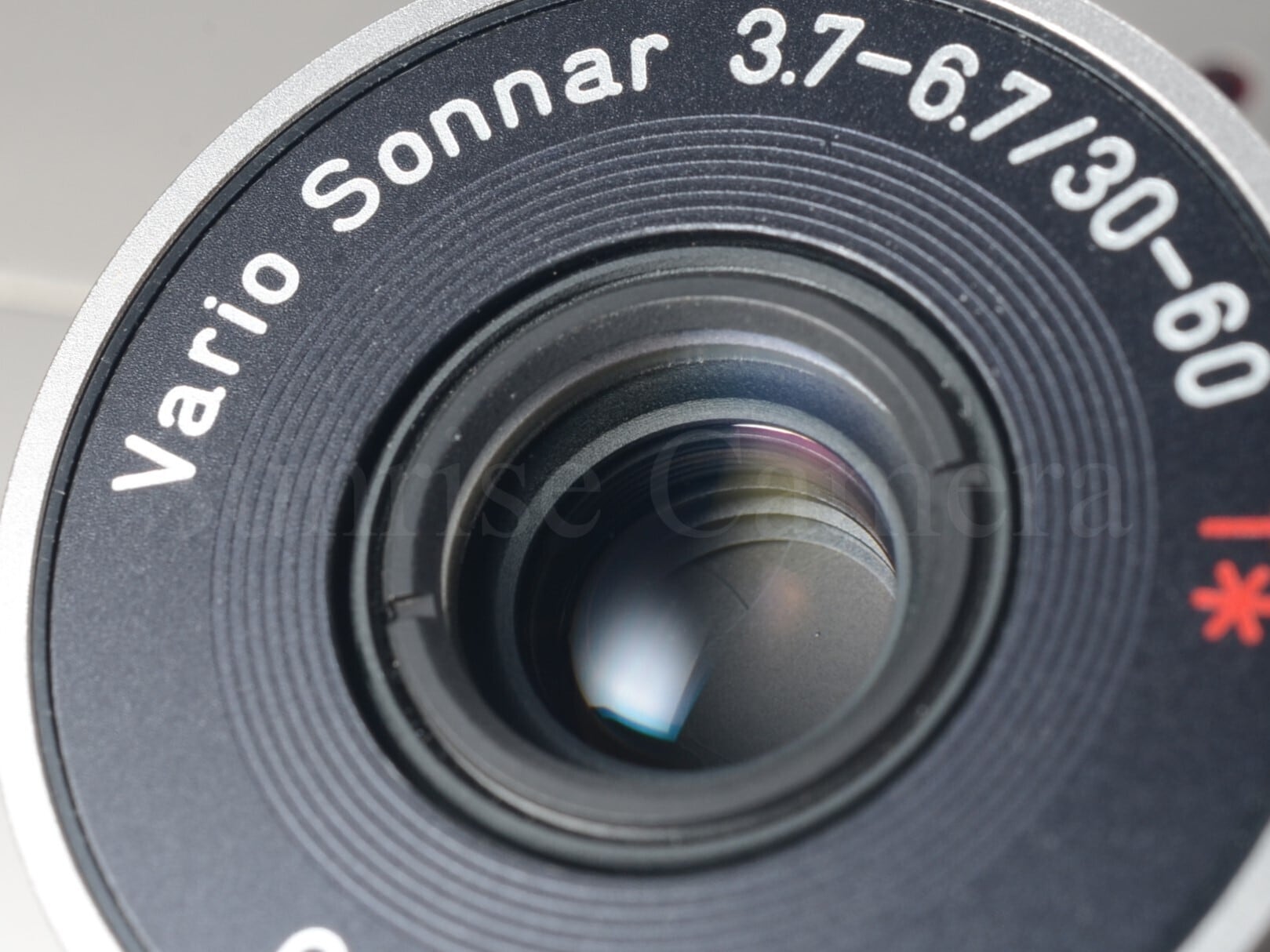 CONTAX TVS III / Carl Zeiss Vario Sonner T* 30-60mm F3.7-6.7